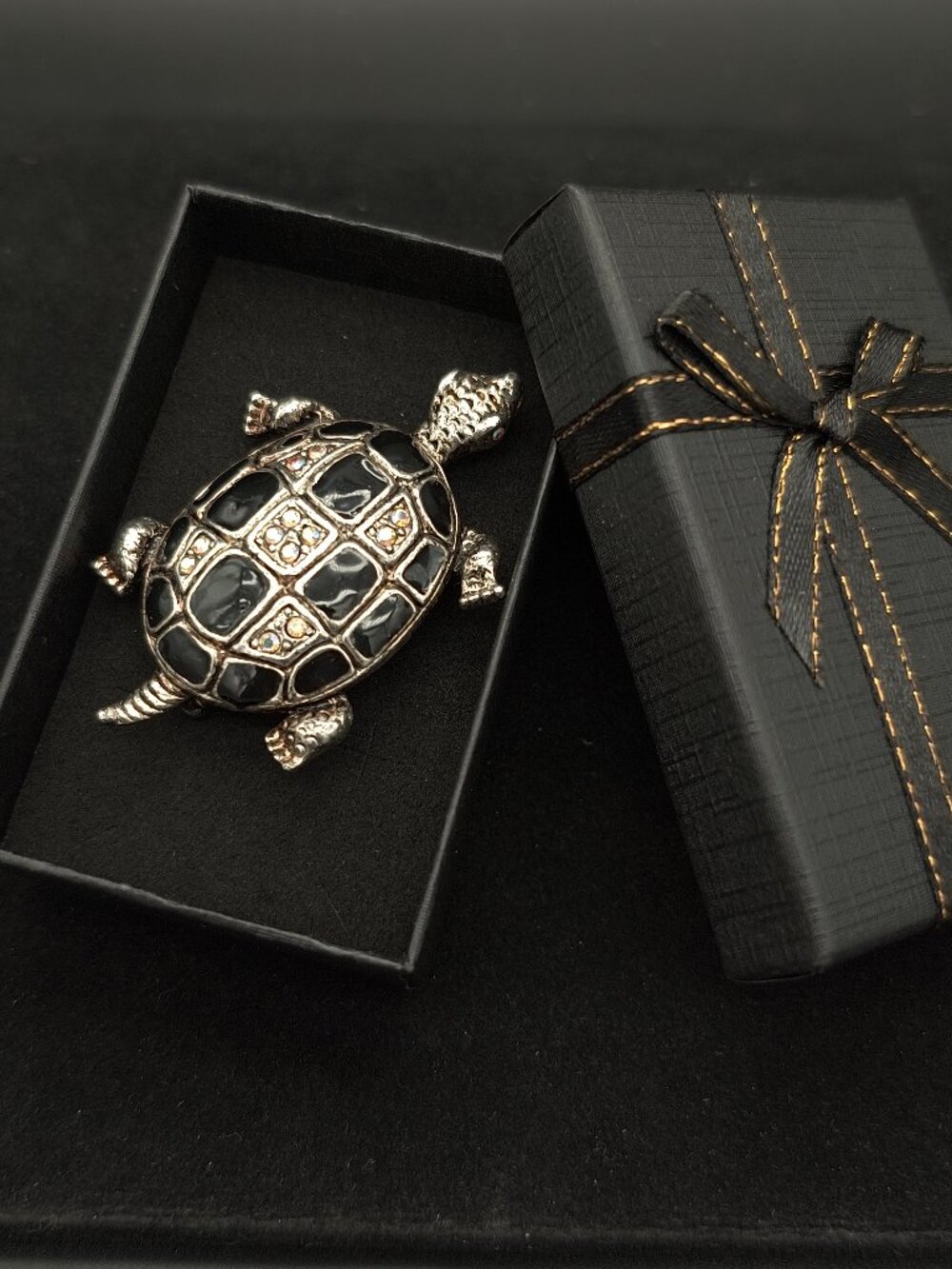 Vintage Turtle AB Rhinestone Enamel Silver Tone Textured Brooch